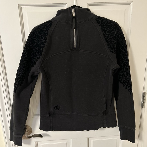 Lululemon Black Sweatshirt (size 8) - Picture 3 of 8